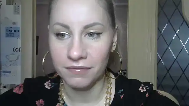 TherestlessKitty online show from 5, 3, 2025