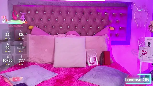 Tayzon Foxxx online show from 11, 9, 2025