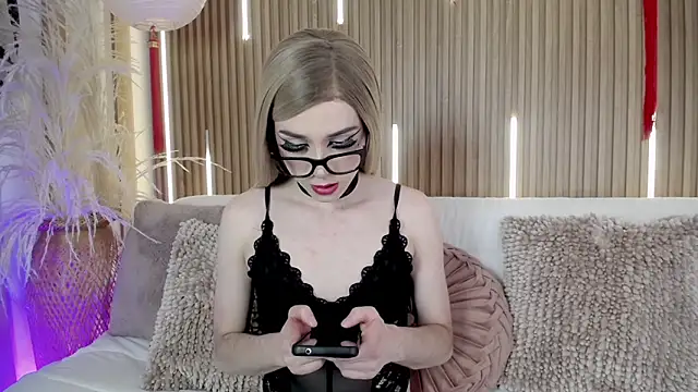 Snapshot of Tayzon_Foxxx chatting on 28, 4, 2026 Tayzon Foxxx online show from 28, 4, 2026