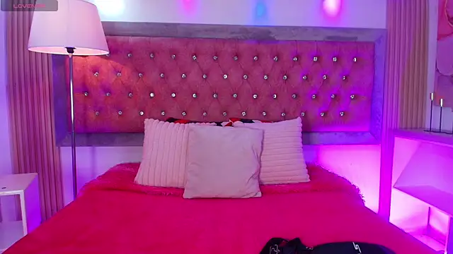 Snapshot of Tayzon_Foxxx chatting on 30, 6, 2026 Tayzon Foxxx online show from 30, 6, 2026