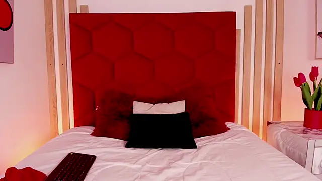 Snapshot of Tayzon_Foxxx chatting on 23, 7, 2026 Tayzon Foxxx online show from 23, 7, 2026