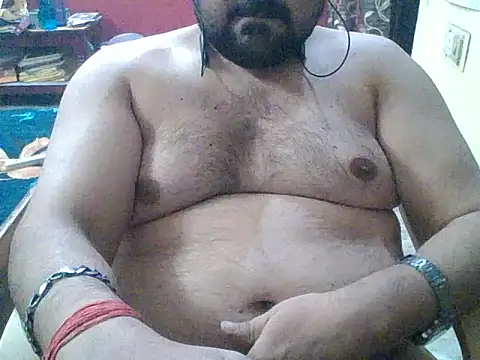 ARYANAVAILABLE online show from 9, 11, 2025