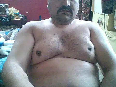 Snapshot of ARYANAVAILABLE chatting on 4, 2, 2026 ARYANAVAILABLE online show from 4, 2, 2026