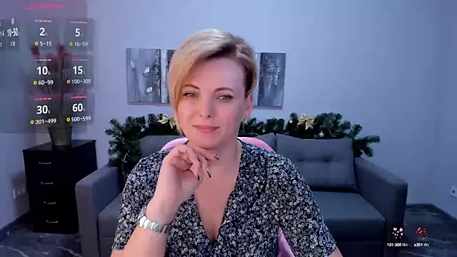 Julia Wilsone online show from 4, 1, 2025