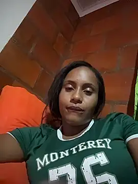 Snapshot of AlisonHoot69 chatting on 5, 2, 2026 AlisonHoot69 online show from 5, 2, 2026