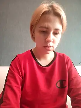 Snapshot of Gussie_Bridie chatting on 10, 12, 2024 Gussie Bridie online show from 10, 12, 2024