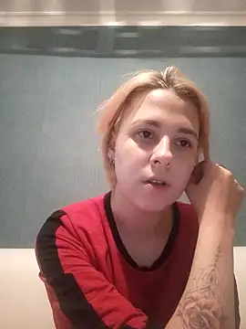 Snapshot of Gussie_Bridie chatting on 11, 12, 2024 Gussie Bridie online show from 11, 12, 2024