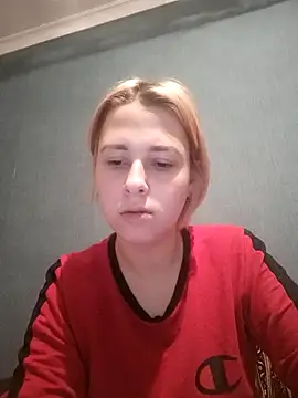 Snapshot of Gussie_Bridie chatting on 12, 12, 2024 Gussie Bridie online show from 12, 12, 2024