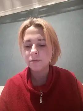 Snapshot of Gussie_Bridie chatting on 20, 12, 2024 Gussie Bridie online show from 20, 12, 2024