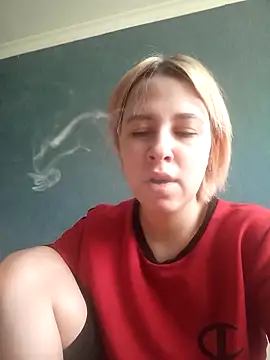 Snapshot of Gussie_Bridie chatting on 24, 12, 2024 Gussie Bridie online show from 24, 12, 2024