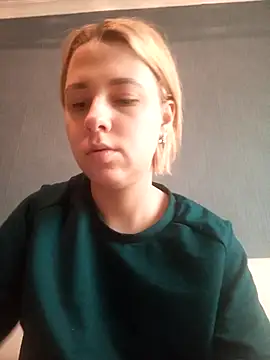 Snapshot of Gussie_Bridie chatting on 27, 12, 2024 Gussie Bridie online show from 27, 12, 2024
