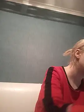 Snapshot of Gussie_Bridie chatting on 4, 1, 2025 Gussie Bridie online show from 4, 1, 2025