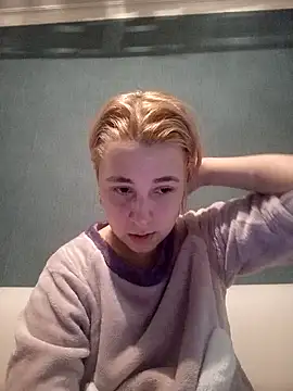 Snapshot of Gussie_Bridie chatting on 13, 1, 2025 Gussie Bridie online show from 13, 1, 2025