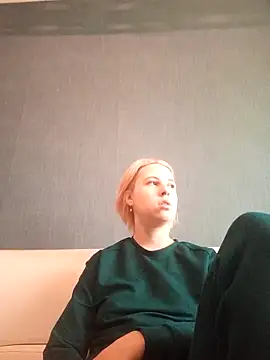 Snapshot of Gussie_Bridie chatting on 16, 1, 2025 Gussie Bridie online show from 16, 1, 2025