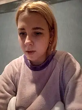 Snapshot of Gussie_Bridie chatting on 3, 2, 2025 Gussie Bridie online show from 3, 2, 2025