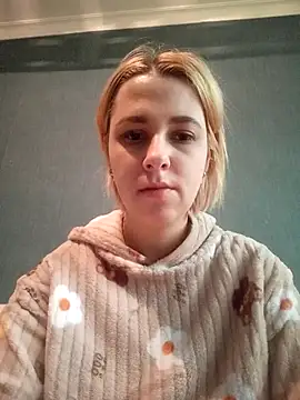 Snapshot of Gussie_Bridie chatting on 18, 2, 2025 Gussie Bridie online show from 18, 2, 2025