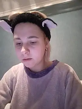 Snapshot of Gussie_Bridie chatting on 23, 2, 2025 Gussie Bridie online show from 23, 2, 2025
