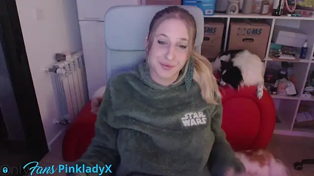 Snapshot of Pinkyladyxxx chatting on 23, 2, 2025 Pinkyladyxxx online show from 23, 2, 2025