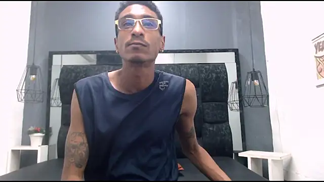 Snapshot of Jose_Smoke chatting on 15, 9, 2025 Jose Smoke online show from 15, 9, 2025