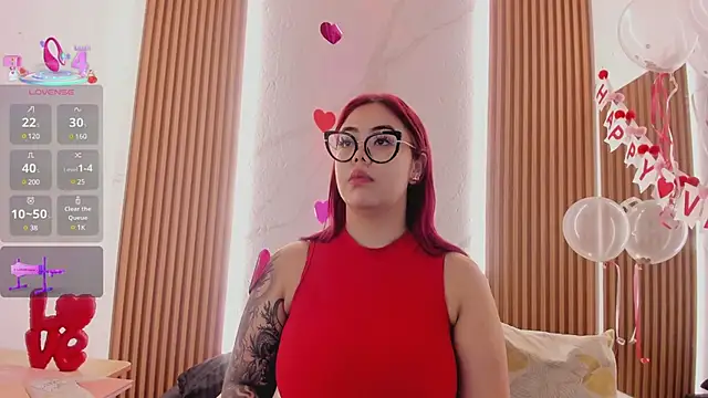 juicy led  online show from 14, 2, 2025