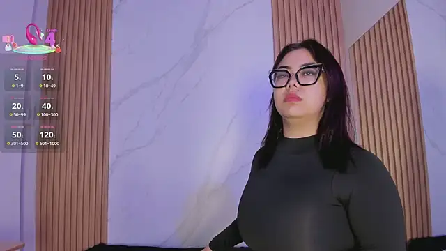 juicy led  online show from 13, 9, 2025