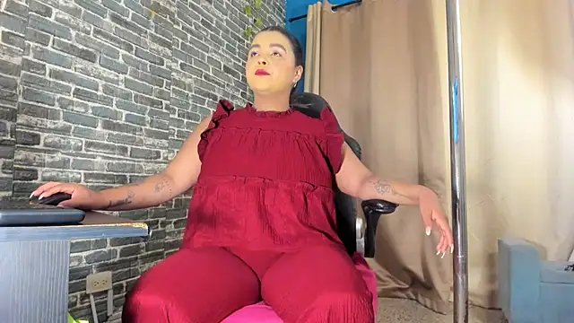 Snapshot of iam_samy_ chatting on 2, 5, 2026 iam samy online show from 2, 5, 2026