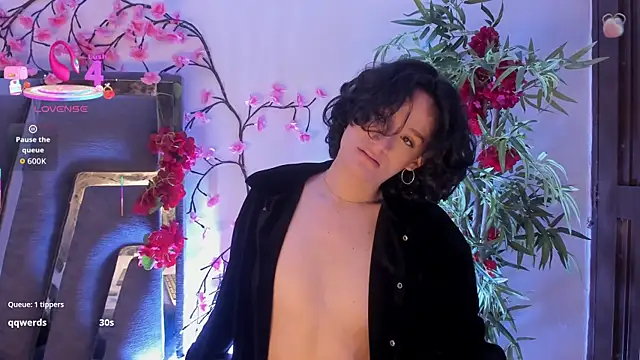 Snapshot of Black_Rose2 chatting on 27, 11, 2025 Black Rose2 online show from 27, 11, 2025