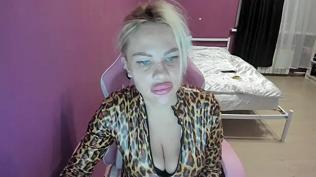 Lika8234 online show from 19, 9, 2025