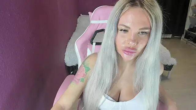 Lika8234 online show from 25, 10, 2025