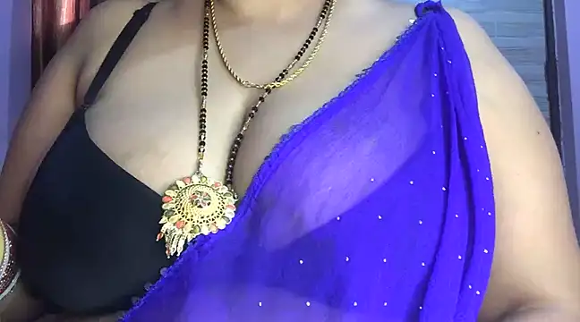 Snapshot of Desi_bhabhiii chatting on 25, 1, 2025 Desi bhabhiii online show from 25, 1, 2025