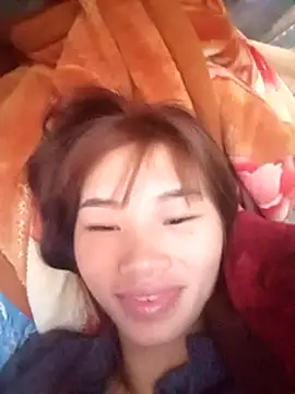 Snapshot of Lonalysexy chatting on 5, 1, 2025 Lonalysexy online show from 5, 1, 2025