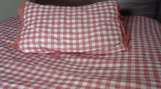 Snapshot of juicyblaqebony chatting on 27, 2, 2025 juicyblaqebony online show from 27, 2, 2025