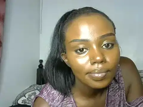 Snapshot of juicyblaqebony chatting on 10, 3, 2025 juicyblaqebony online show from 10, 3, 2025