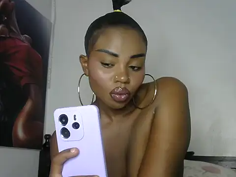 Snapshot of juicyblaqebony chatting on 9, 9, 2025 juicyblaqebony online show from 9, 9, 2025