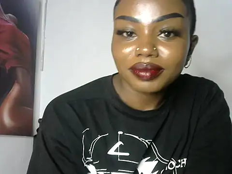Snapshot of juicyblaqebony chatting on 4, 10, 2025 juicyblaqebony online show from 4, 10, 2025