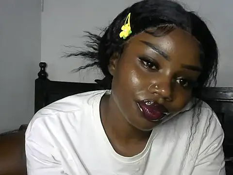 Snapshot of juicyblaqebony chatting on 30, 10, 2025 juicyblaqebony online show from 30, 10, 2025