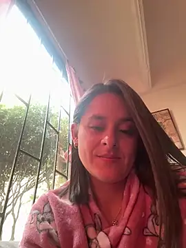 Alice milf  online show from 13, 5, 2026