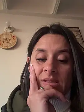 Snapshot of Alice_milf_ chatting on 10, 6, 2026 Alice milf online show from 10, 6, 2026