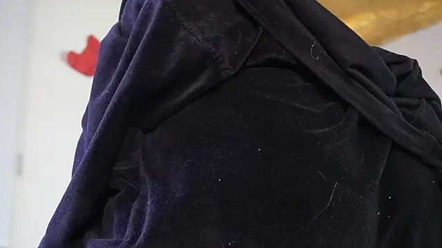 loly marce online show from 22, 12, 2024