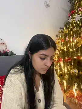 Snapshot of cloe_small chatting on 6, 12, 2024 cloe small online show from 6, 12, 2024