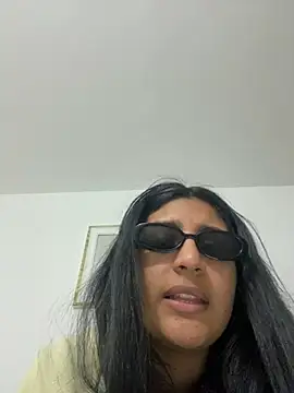 Snapshot of cloe_small chatting on 10, 12, 2024 cloe small online show from 10, 12, 2024