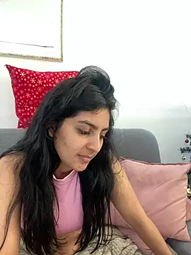 Snapshot of cloe_small chatting on 30, 12, 2024 cloe small online show from 30, 12, 2024