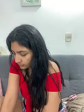 Snapshot of cloe_small chatting on 31, 1, 2025 cloe small online show from 31, 1, 2025