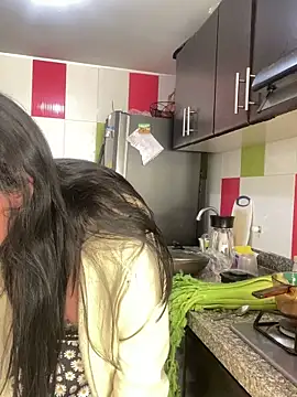 Snapshot of cloe_small chatting on 1, 2, 2025 cloe small online show from 1, 2, 2025
