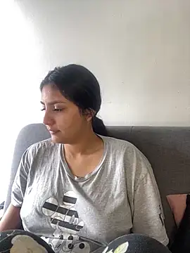 Snapshot of cloe_small chatting on 22, 2, 2025 cloe small online show from 22, 2, 2025