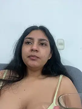 Snapshot of cloe_small chatting on 27, 2, 2025 cloe small online show from 27, 2, 2025