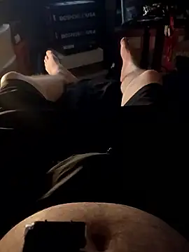 crazycam619 online show from 10, 1, 2026