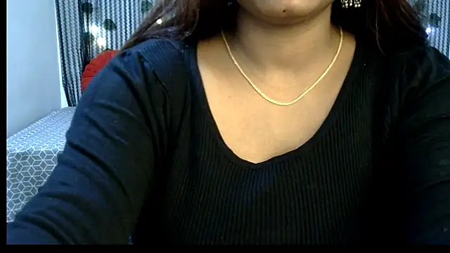 Snapshot of Radhika_Singhaniya chatting on 5, 1, 2025 Radhika Singhaniya online show from 5, 1, 2025