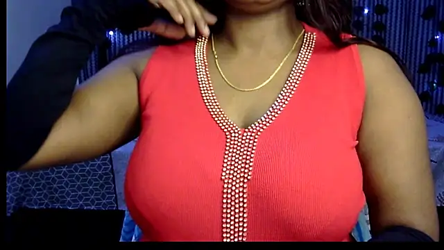 Snapshot of Radhika_Singhaniya chatting on 8, 1, 2025 Radhika Singhaniya online show from 8, 1, 2025