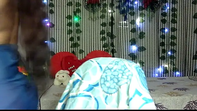 Snapshot of Radhika_Singhaniya chatting on 16, 3, 2025 Radhika Singhaniya online show from 16, 3, 2025